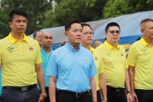 อำเภอตะกั่วป่า จัดกิจกรรมส่งเสริมสุขภาพและคุณภาพชีวิต สร้างความมั่นคงเศรษฐกิจฐานราก ตลาดนัดแก้หนี้ ตามนโยบายรัฐบาล เพื่อให้ประชาชนอยู่ดี กินดี อย่างยั่งยืน