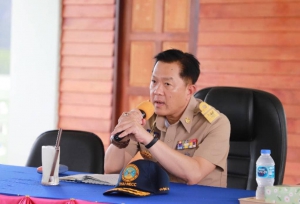 ผู้ว่าฯพังงา ลงพื้นที่หมู่บ้านกลางน้ำ &ldquo;เกาะปันหยี&rdquo; รับฟังปัญหาและความต้องการของพื้นที่