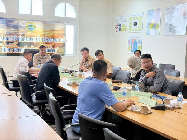 รองผู้ว่าฯ พังงา ประชุมหน่วยงานที่เกี่ยวข้อง จัดรูปแบบการวางเครื่องยืนยันตัวตนท่าเรืออัจฉริยะ