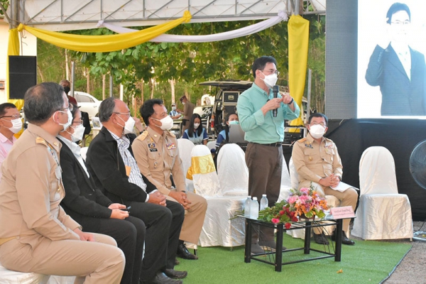 รองนายกรัฐมนตรีและรัฐมนตรีว่าการกระทรวงพาณิชย์ ติดตามโครงการของกลุ่มจังหวัดภาคใต้ฝั่งอันดามัน ที่ จ.พังงา