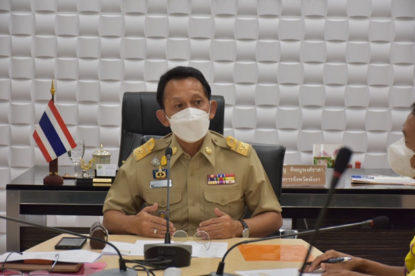 ผู้ว่าราชการจังหวัดพังงา เรียกหน่วยงานที่เกี่ยวข้องถกแก้ปัญหาการเกิดอุบัติเหตุจากการตัดถนนสายเพชรเกษม 4 ช่องจราจรใหม่ (ช่วงเขาหลัก - ตะกั่วป่า)