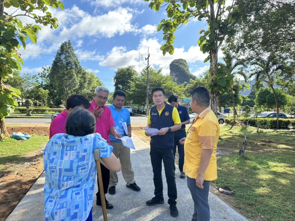 ผู้ว่าราชการจังหวัดพังงา ลงพื้นที่ตรวจติดตามความคืบหน้าในการเตรียมสถานที่ปลูก "พระศรีมหาโพธิทศมราชบพิตร"