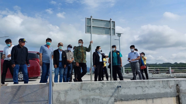 ผู้ตรวจราชการสำนักนายกรัฐมนตรี นำคณะลงพื้นที่สอดส่องโครงการ และประชุมคณะกรรมการธรรมาภิบาลจังหวัดพังงา