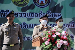 ผู้ว่าฯพังงา ตรวจเยี่ยมพลกองร้อยอาสารักษาดินแดนอำเภอท้ายเหมือง