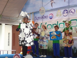 พังงาจัดใหญ่!งานวันทะเลโลกปลูกต้นไม้ริมหาด