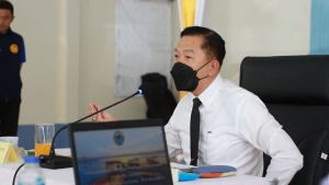 ผู้ว่าฯพังงา เข้ารับฟังความเดือดร้อนชาวบ้านที่ได้รับผลกระทบจากแนวก่อสร้างสะพานเกาะคอเขาเส้นที่ 3