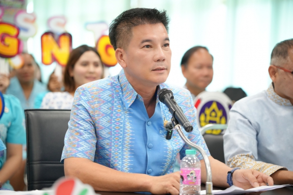ผู้ว่าฯพังงา นำทีมเสริมพลังเสนอผลการประกวดคัดเลือกหน่วยงานต้นแบบที่มีผลการปฏิบัติงานและนวัตกรรมดีเด่น (CDCA ) ระดับภาค ตอกย้ำความสำเร็จนโยบายผู้ว่าฯ &ldquo;คนสำราญงานสำเร็จ&rdquo; ประชาชนมีรอยยิ้ม