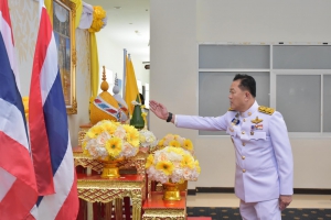 จังหวัดพังงา จัดพิธีรับพระราชทานแผ่นธรรมนาวา &ldquo;วัง&rdquo; ให้ส่วนราชการนำไปแจกจ่ายให้กับวัด สถานศึกษา เรือนจำ และประชาชน