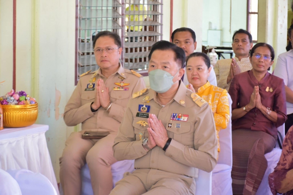 ผู้ว่าฯพังงา ประธานในพิธีปลงผมนาค(ผู้สื่อข่าวในจังหวัดพังงา)