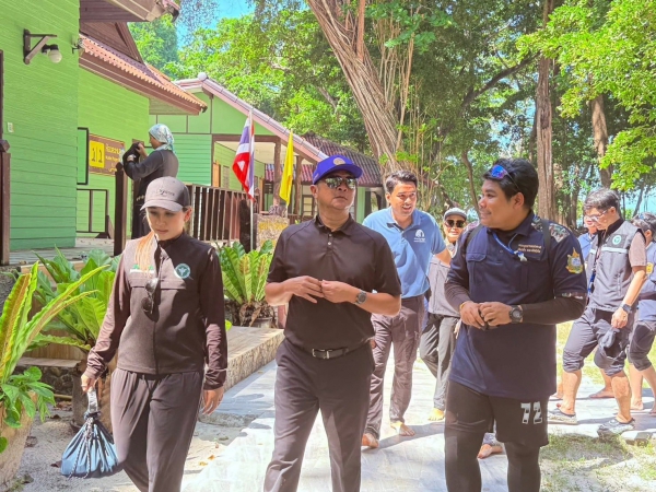 รองผู้ว่าฯ พังงา ลงพื้นที่สิมิลัน ให้กำลังใจทีมแพทย์&ndash;เจ้าหน้าที่