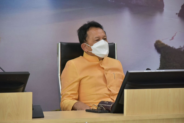 จังหวัดพังงา ประชุมคณะกรรมการโรคติดต่อจังหวัด ติดตามสถานการณ์โควิด-19