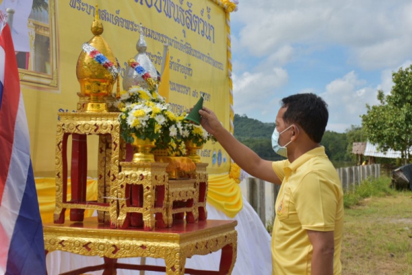 จังหวัดพังงา ปล่อยพันธุ์สัตว์น้ำเฉลิมพระเกียรติพระบาทสมเด็จพระเจ้าอยู่หัว เนื่องในโอกาสวันเฉลิมพระชนมพรรษา 28 กรกฎาคม 2565 ณ บริเวณท่าเรือท่าข้าม หมู่ที่ 4 ตำบลมะรุ่ย อำเภอทับปุด