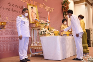 จังหวัดพังงา รับมอบลายผ้าพระราชทาน &ldquo;ผ้าขิดลายนารีรัตนราชกัญญา&rdquo; พร้อมถ่ายทอดสู่ชุมชน สืบสานภูมิปัญญาพื้นถิ่น และสร้างรายได้