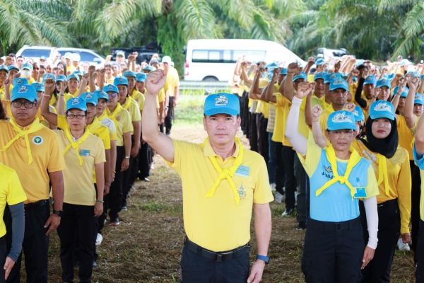 ผู้ว่าฯพังงา นำจิตอาสาปลูกต้นไม้เฉลิมพระเกียรติ เนื่องในวันเฉลิมพระชนมพรรษา สมเด็จพระนางเจ้าฯ พระบรมราชินี 3 มิถุนายน 2568