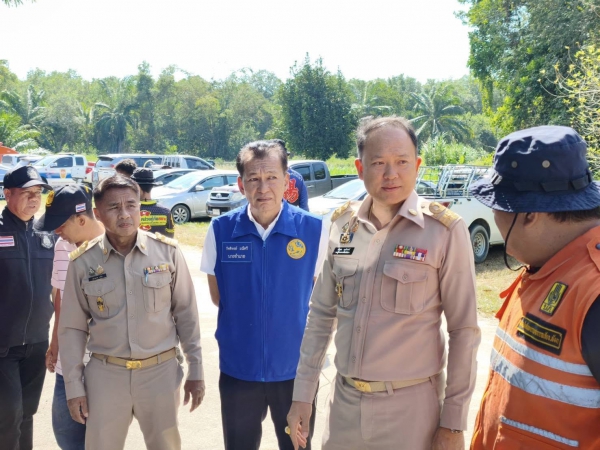 ระดมกำลังหลายหน่วย ค้นหาชายวัย 71 ปี สูญหายขณะหาปลาในพื้นที่ตำบลมะรุ่ย