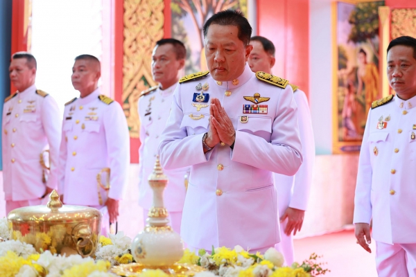 จังหวัดพังงา เชิญคนโทน้ำพระพุทธมนต์ศักดิ์สิทธิ์ไปเก็บรักษาที่กระทรวงมหาดไทย